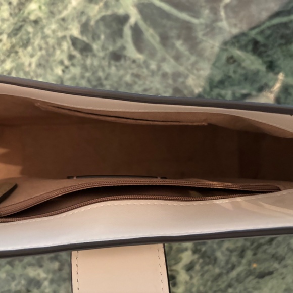 Coach Eliza Bag - Picture 10 of 14